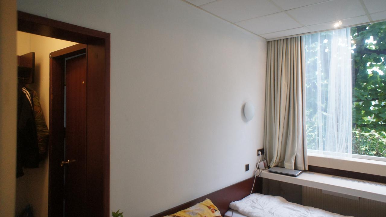 The Budget Hotel Hazerswoude-Rijndijk Екстер'єр фото