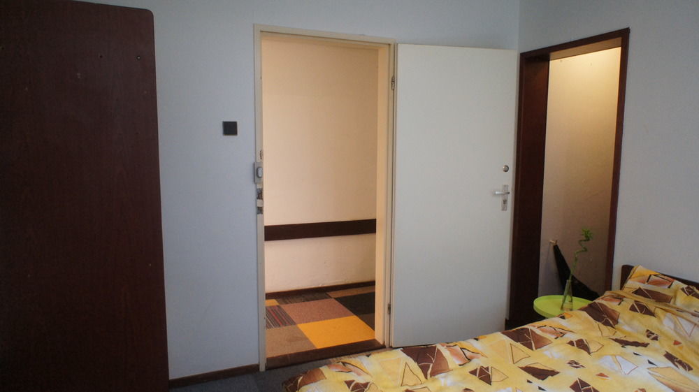 The Budget Hotel Hazerswoude-Rijndijk Екстер'єр фото